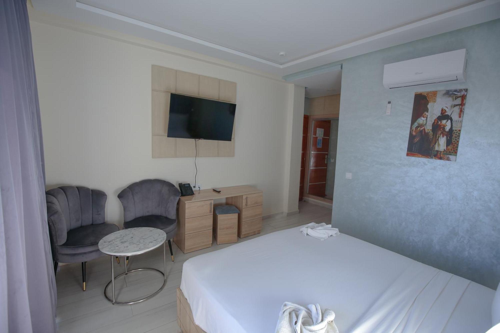 Fekri Hotel Meknès Esterno foto
